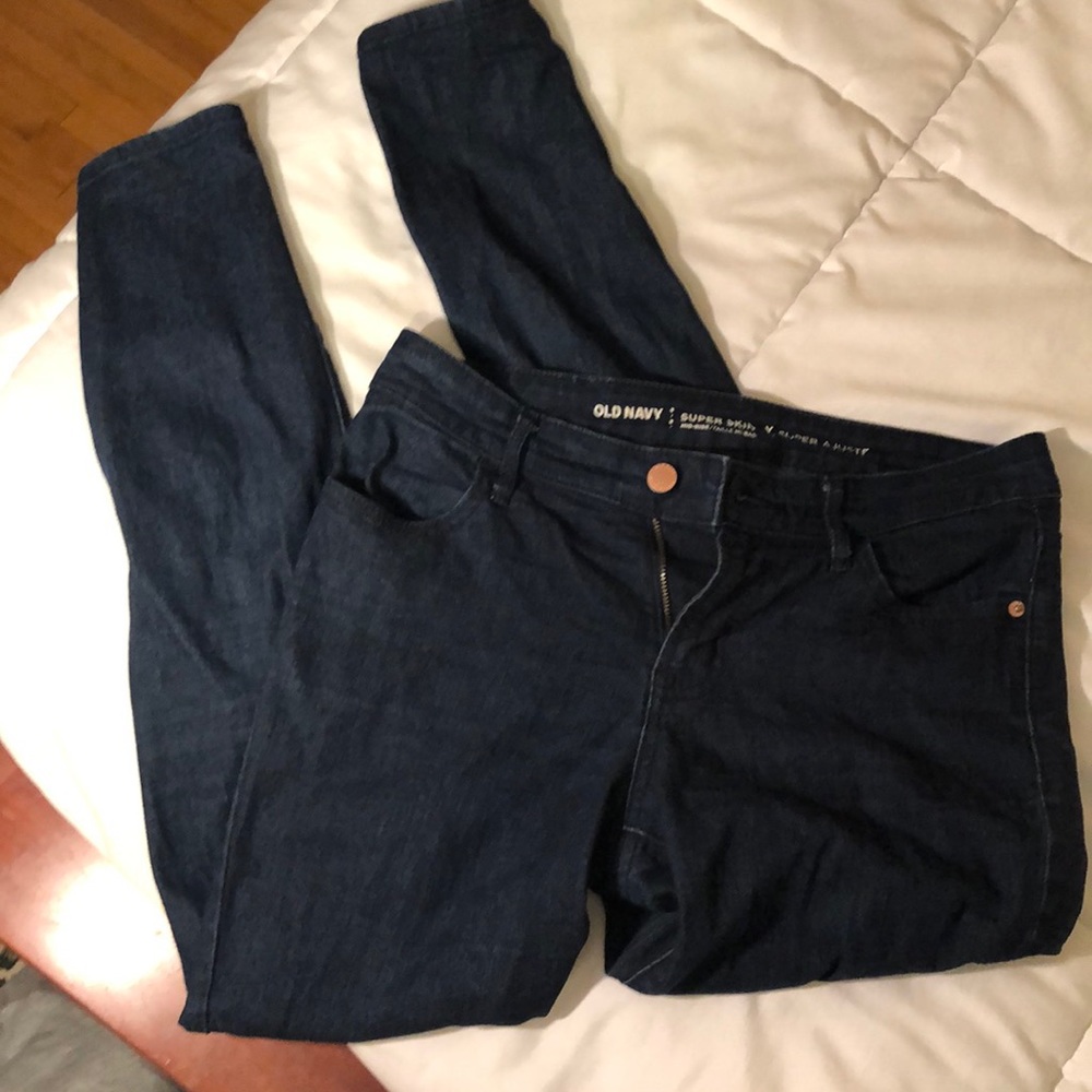 Old Navy Size 4 Super Skinny Mid-Rise Jean